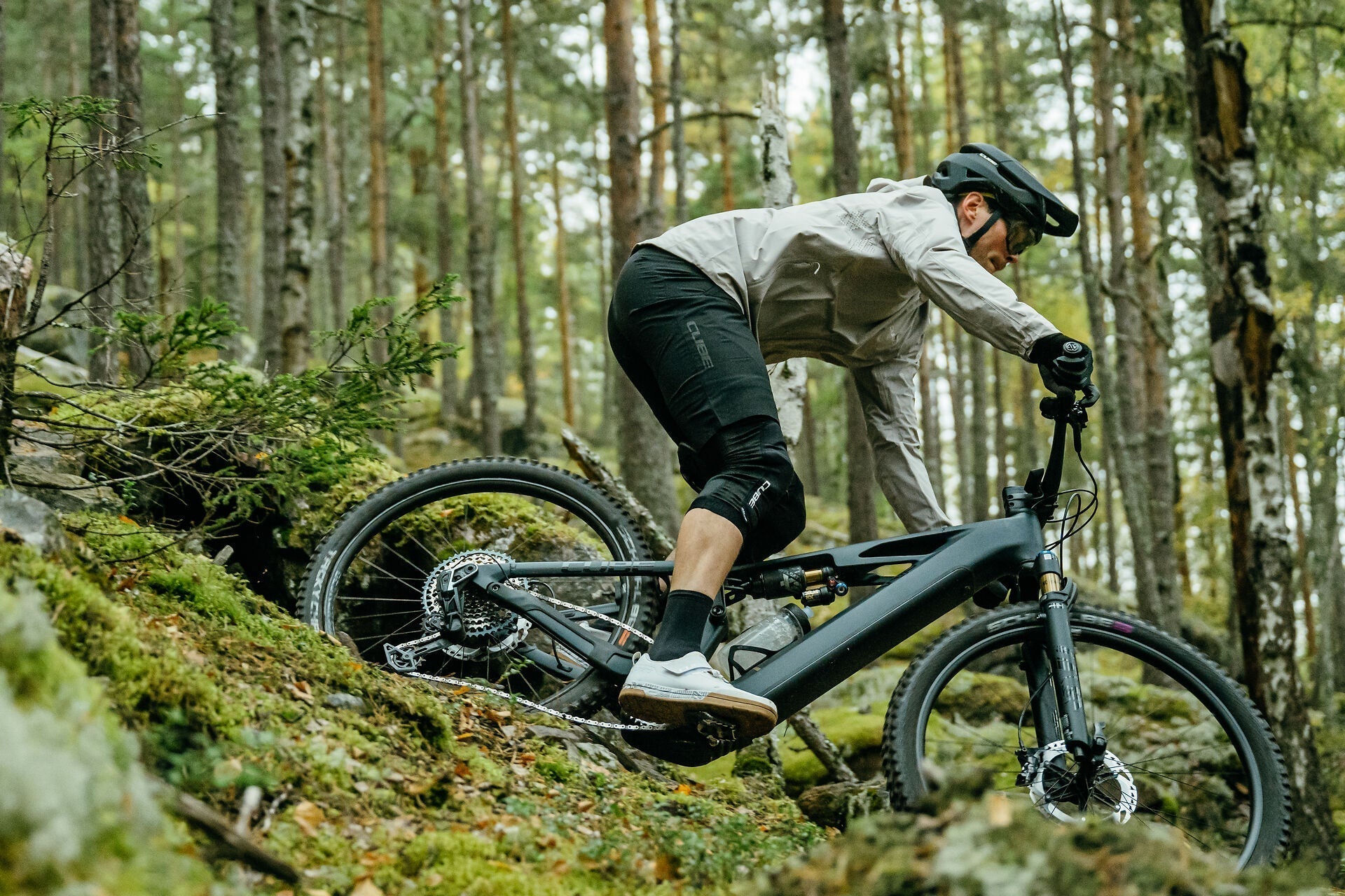 livall fahrradhelm kaufen BH60SEPLUS 2018 Smart-Bike-Bluetooth-Helm mit kabelloser Lenkerfernbedienung, Schwarz Sport & Freizeit Campingwagen Regenhülle Bollerwagen Regenschutz PILOT Menge auswählen:1 Stück