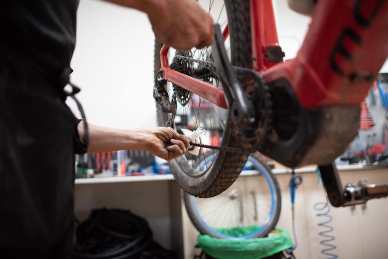 E-Bike Pflege und Wartung: Tipps fr lange Lebensdauer