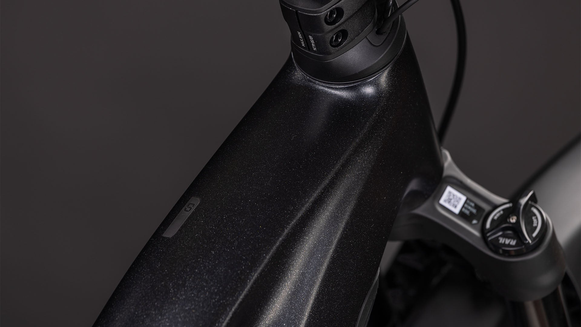Produktbild: Cube Reaction Hybrid SLX 800 FE silverdust´n´chrome, Detailaufnahme 01