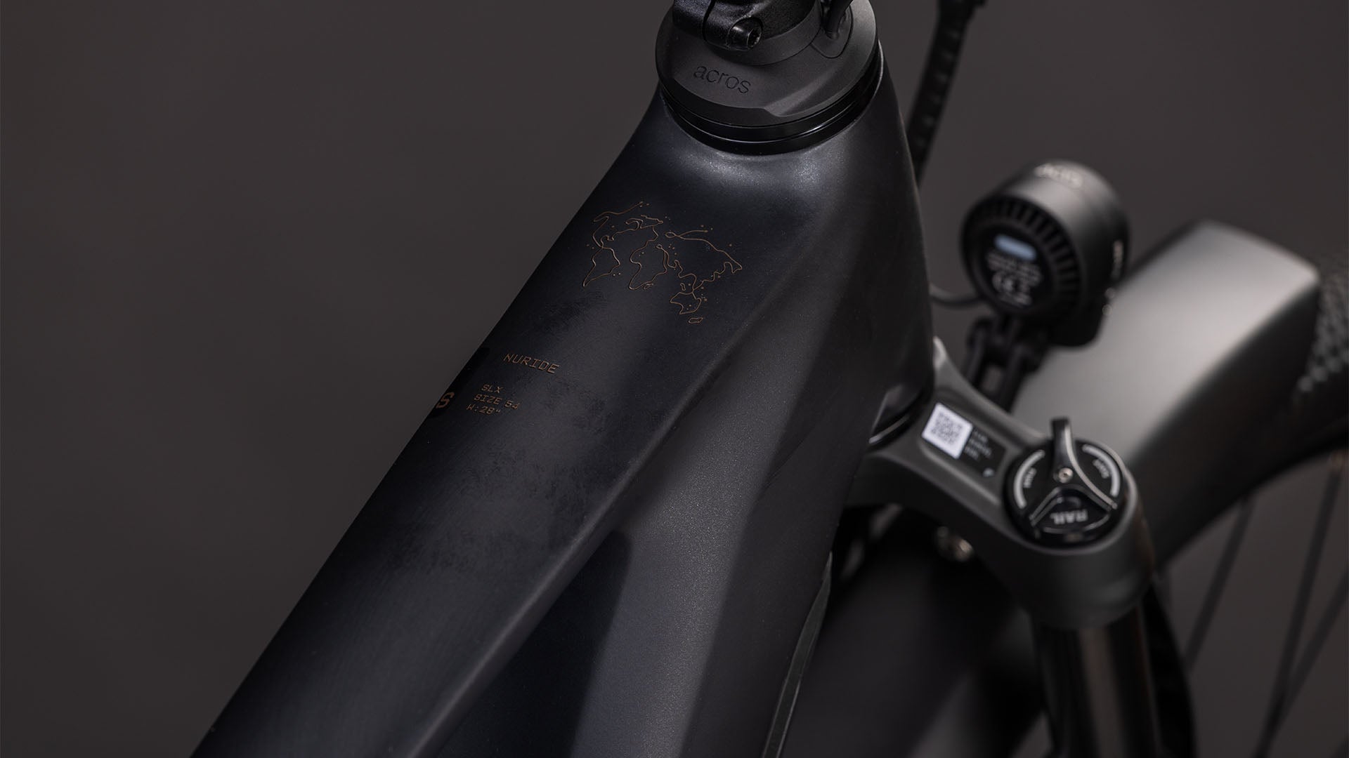 Produktbild: Cube Nuride Hybrid SLX 800 black´n´gold, Detailaufnahme 01