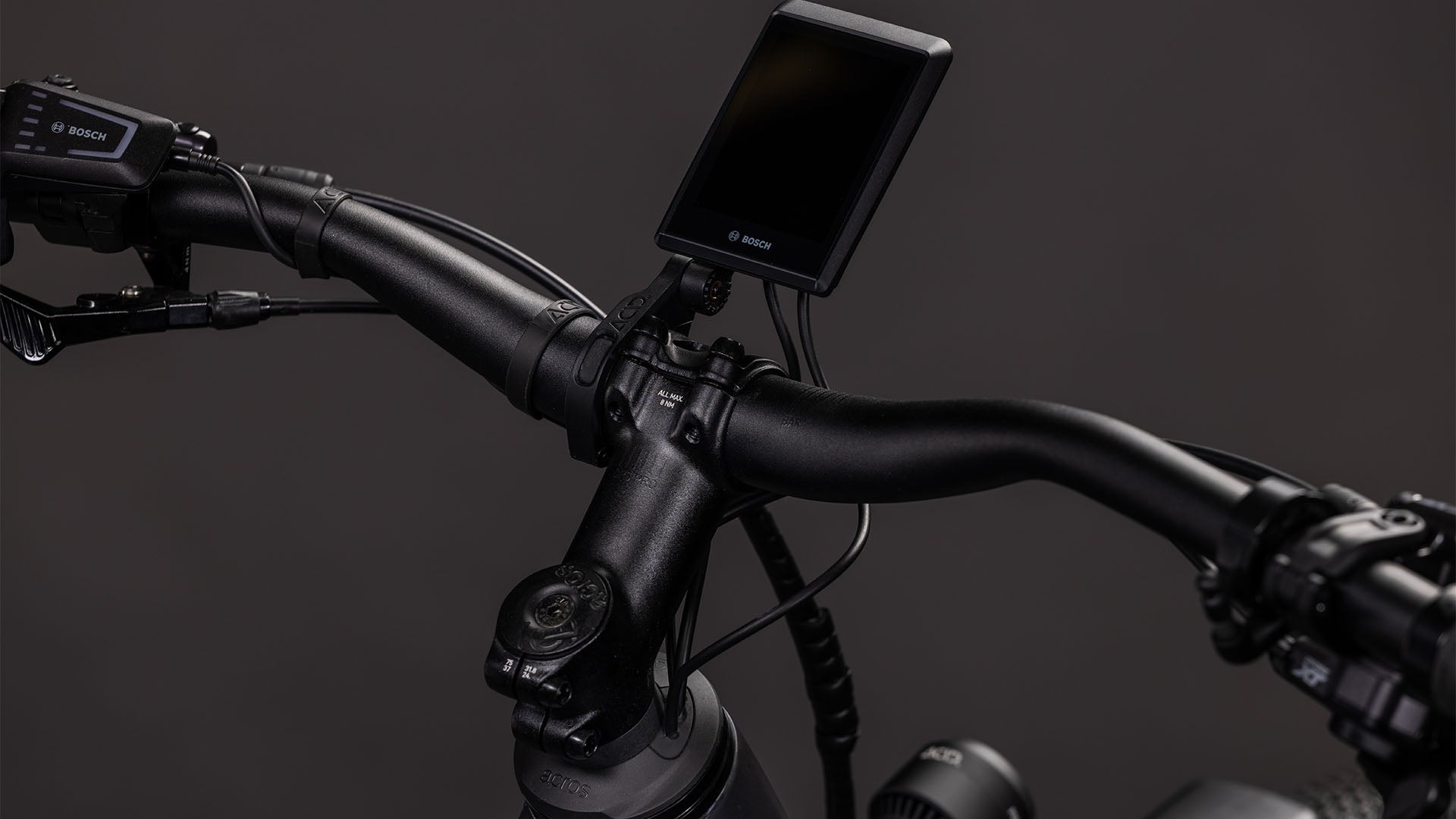 Produktbild: Cube Nuride Hybrid SLX 800 black´n´gold, Detailaufnahme 03
