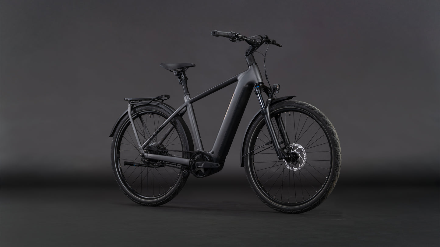 Produktbild: Cube Kathmandu Hybrid Comfort Pro 800 slabgrey´n´black, Schrägansicht (schwarzer Hintergrund)