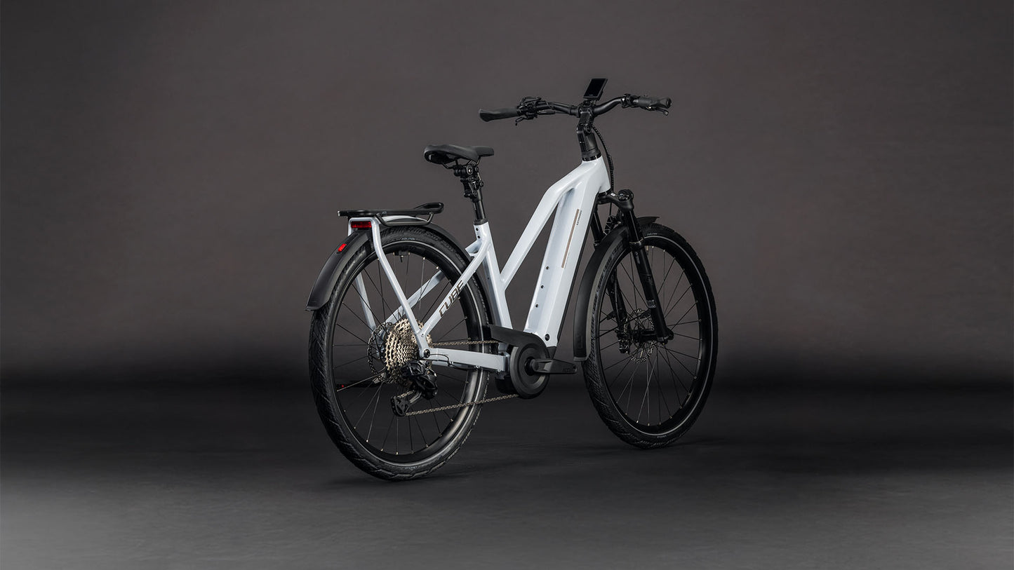 Produktbild: Cube Kathmandu Hybrid SLX 800 foggrey´n´grey, Schrägansicht (schwarzer Hintergrund)