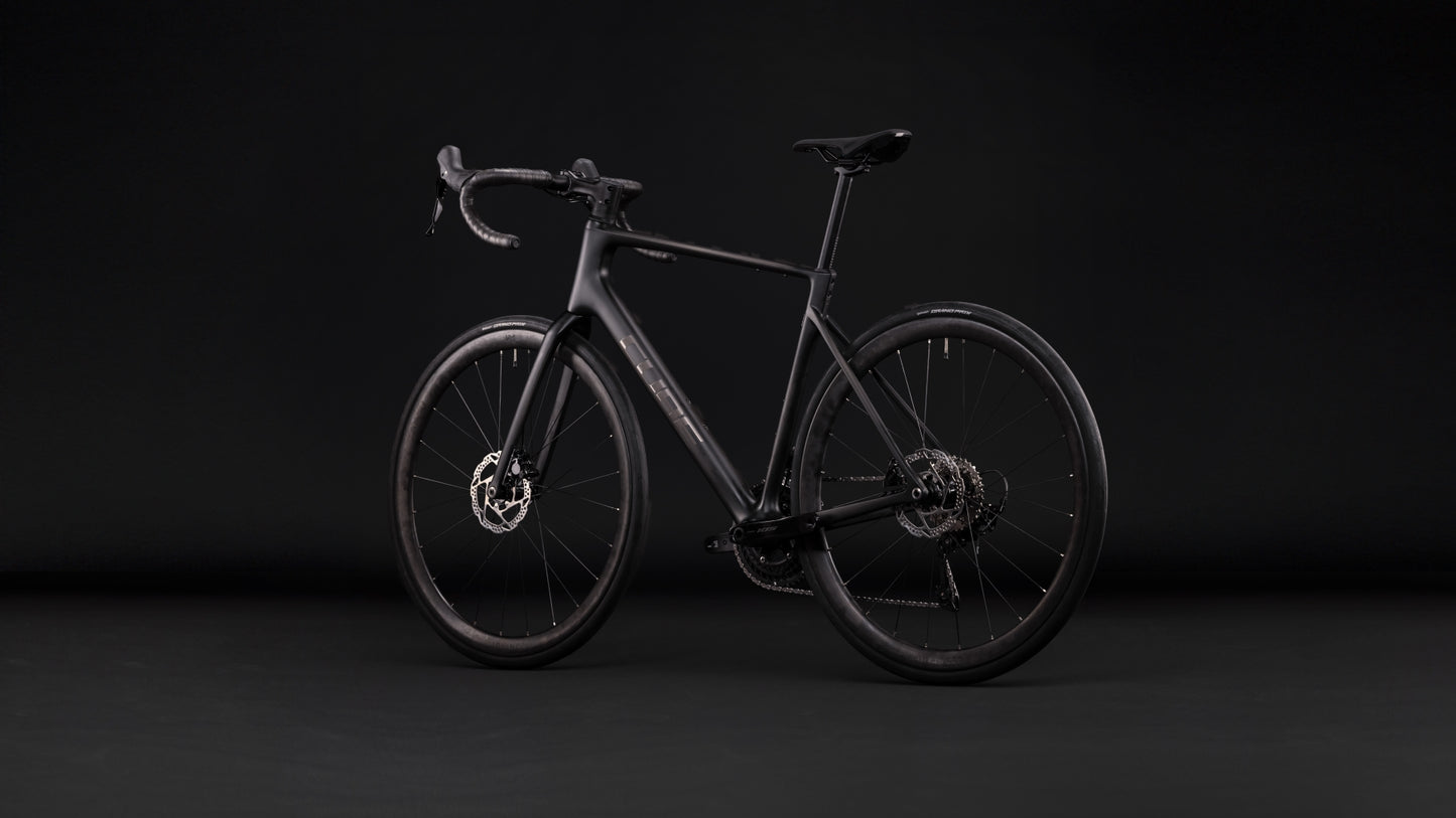 Cube Attain C:62 Race carbon´n´coalchrome 2027