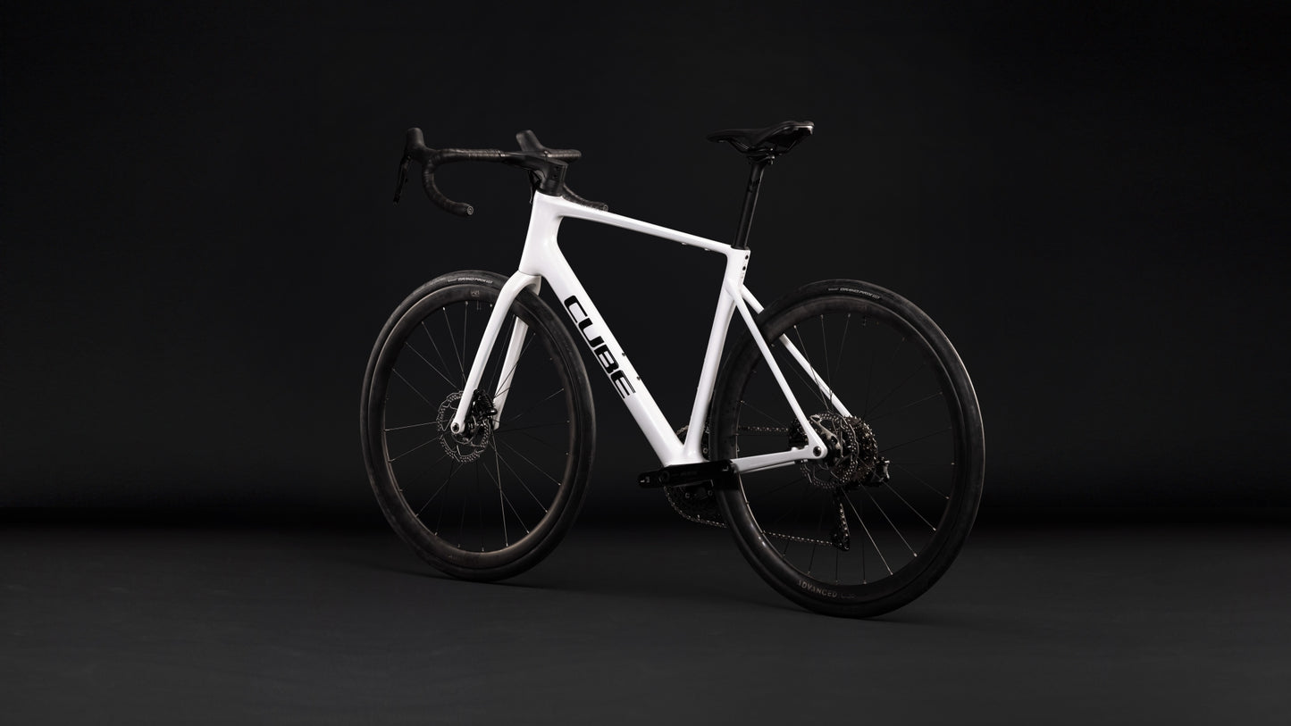 Cube Attain C:62 SLX metallicwhite´n´black 2027