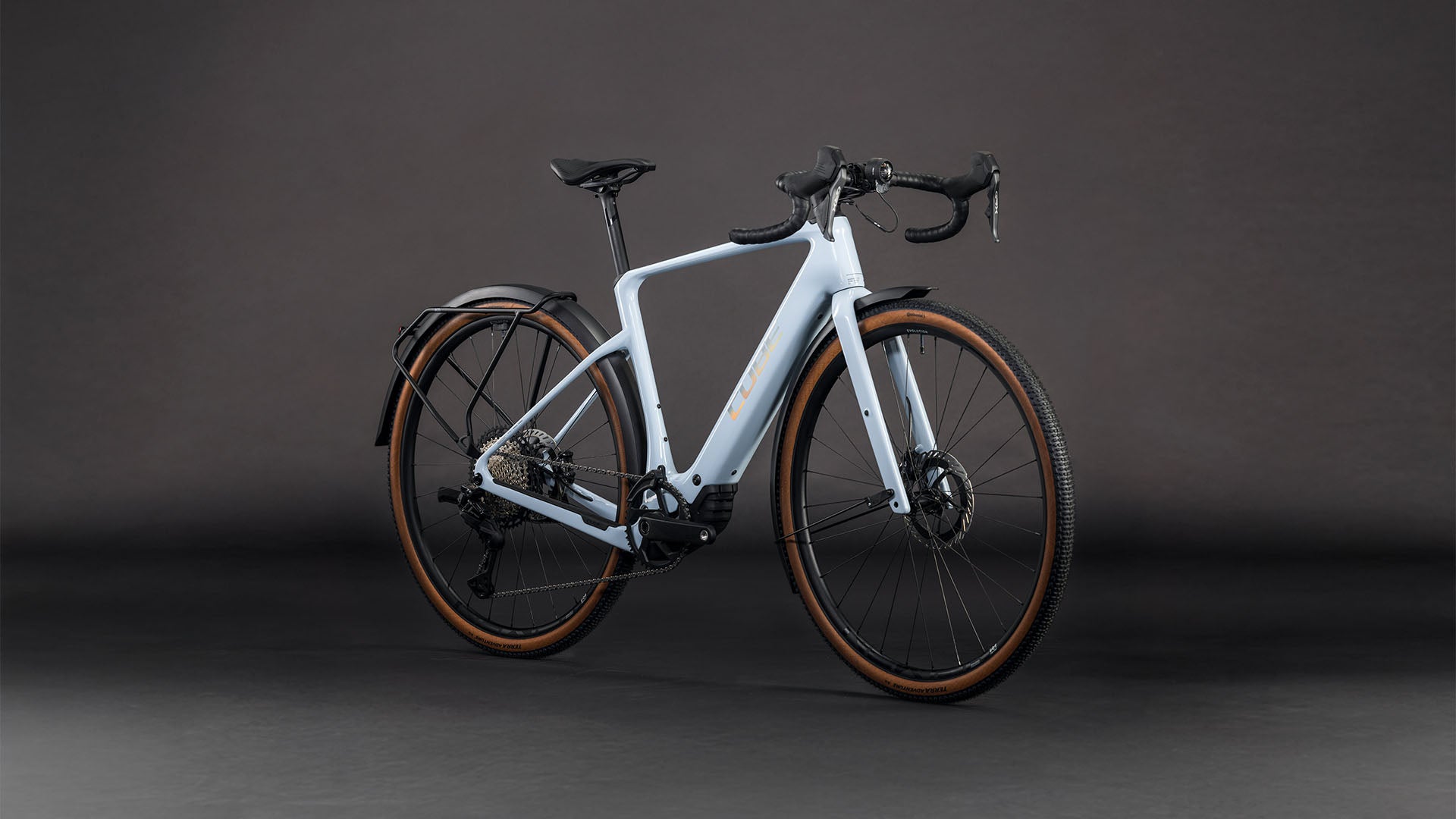 Produktbild: Cube Nuroad Hybrid C:62 SLX 400X FE iceblue´n´prism, Schrägansicht (schwarzer Hintergrund)