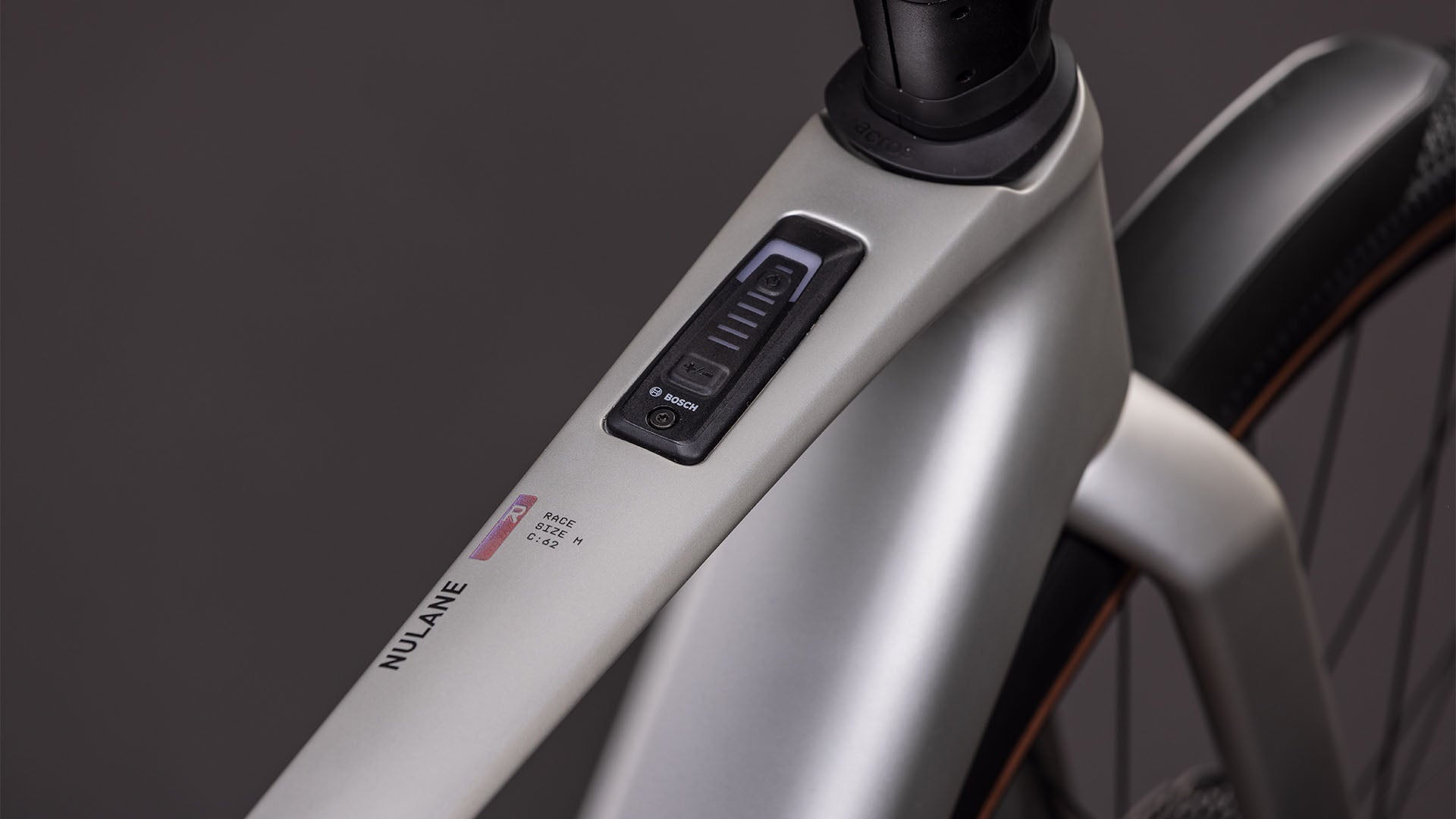 Produktbild: Cube Nulane Hybrid C:62 Race 400X FE sleekgrey´n´prism, Detailaufnahme 01