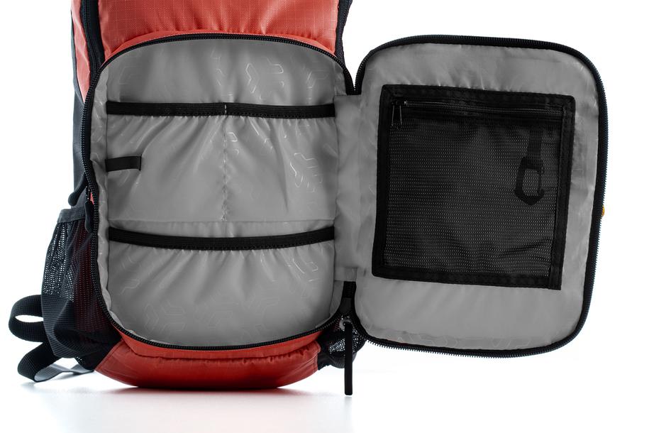 CUBE Rucksack PURE 6 ROOKIE red´n´black