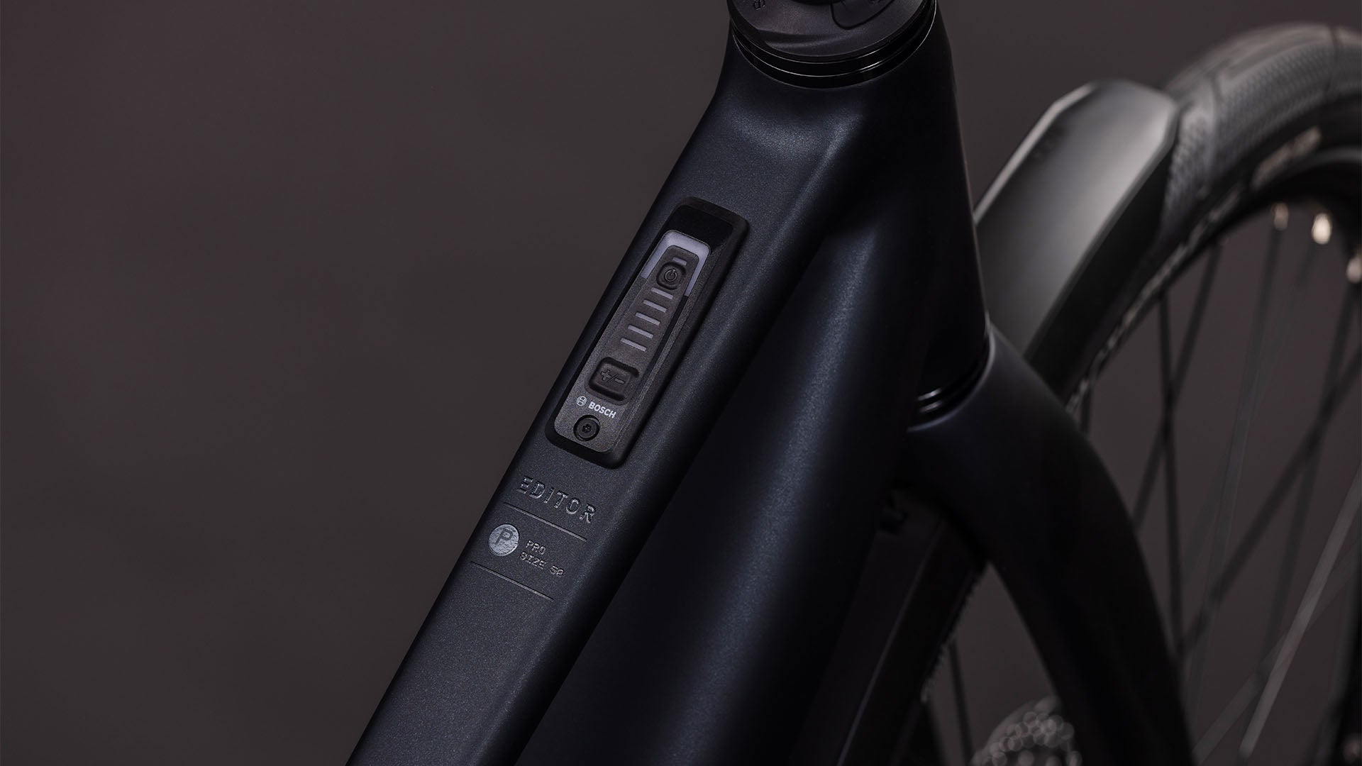 Produktbild: Cube Editor Hybrid Pro 400X FE coal´n´prism, Detailaufnahme 01