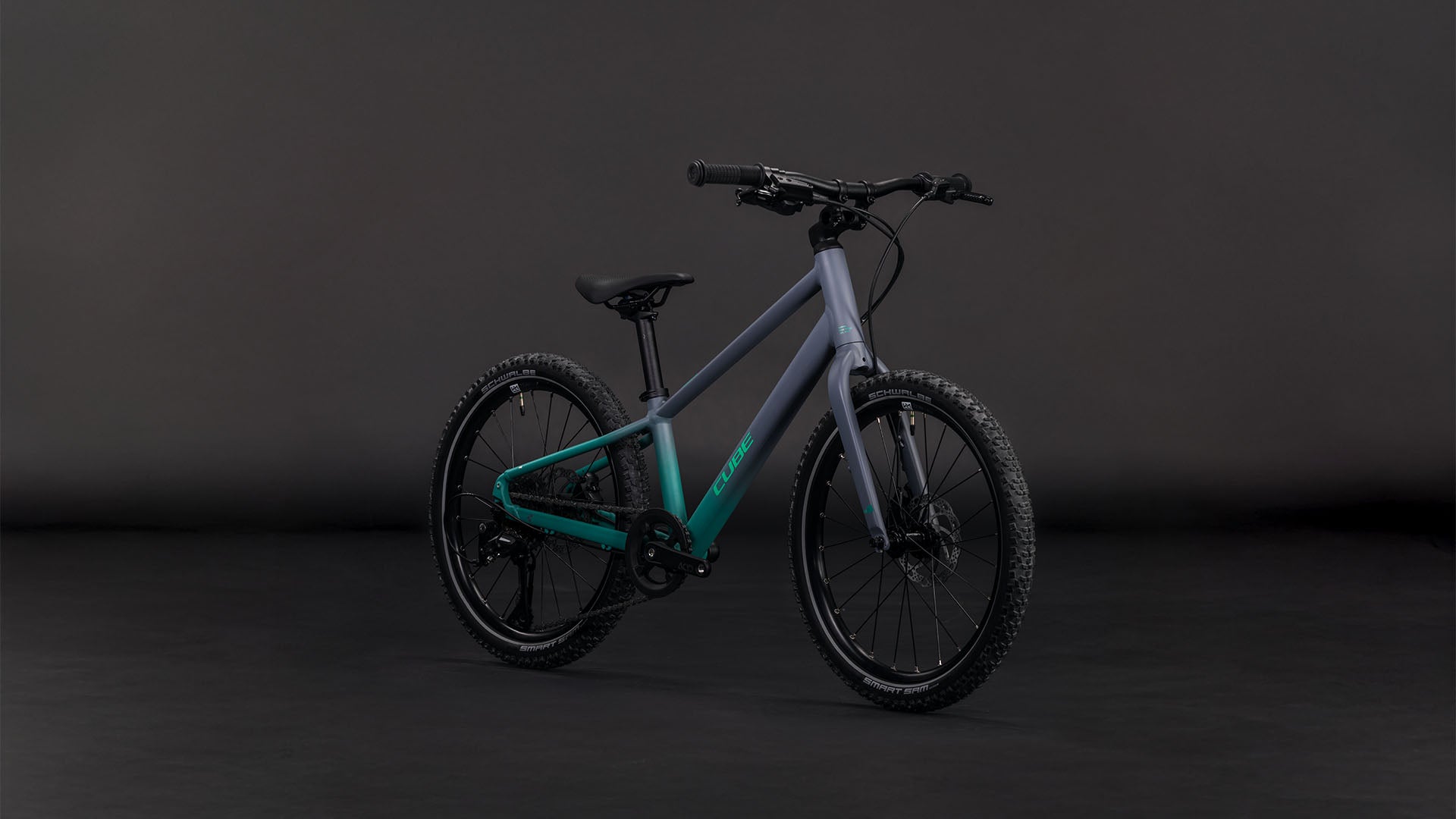 Produktbild: Cube Numove 200 Disc lavagrey´n´coolgreen, Schrägansicht (schwarzer Hintergrund)