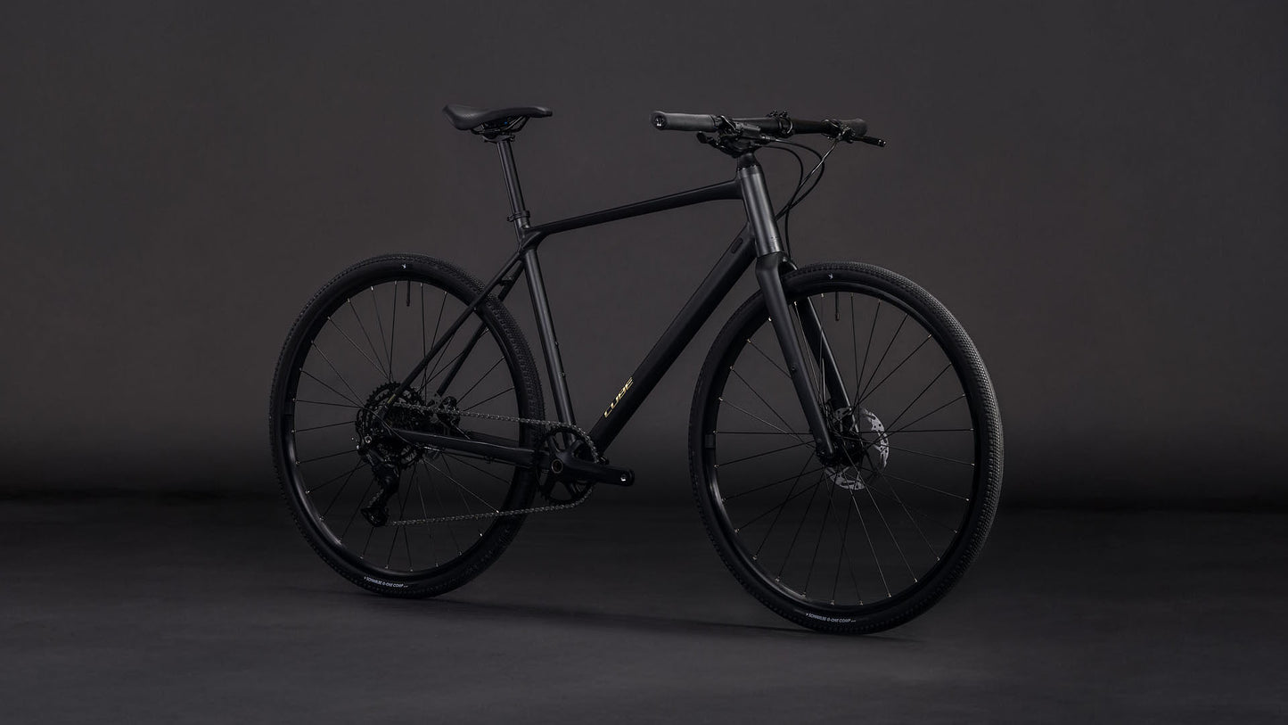 Produktbild: Cube Nulane Pro grey´n´chrome, Schrägansicht (schwarzer Hintergrund)