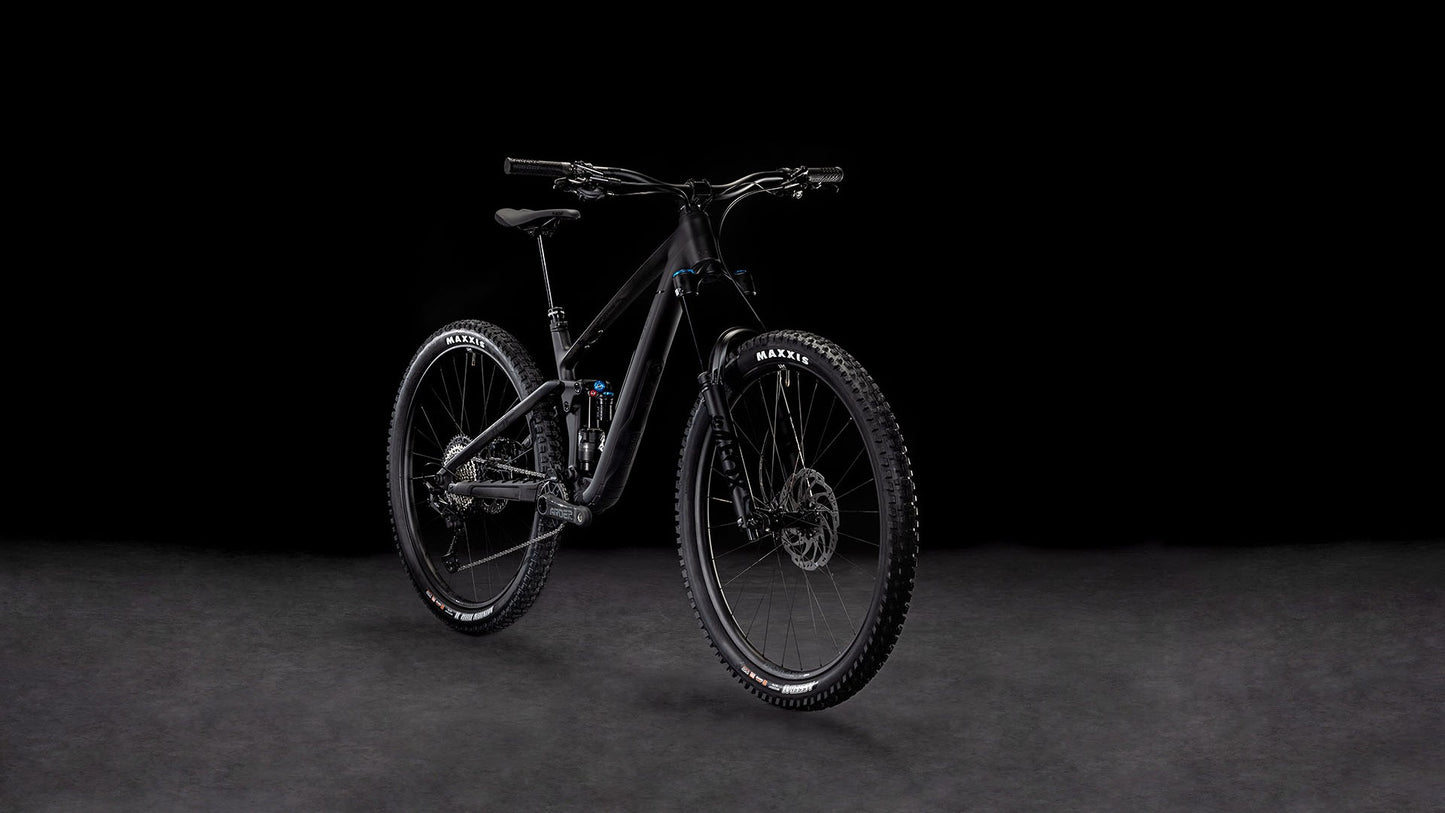 Produktbild: Cube Stereo ONE55 C:62 SLX 29 blackline, Schrägansicht (schwarzer Hintergrund)