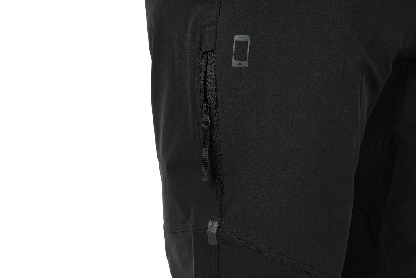 CUBE VERTEX Baggy Shorts X Actionteam black S