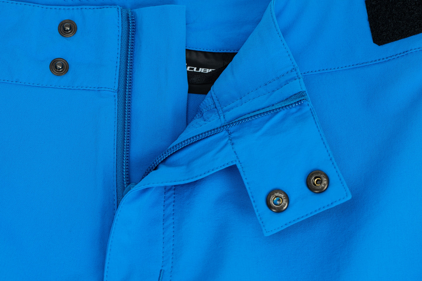 CUBE TEAMLINE Baggy Shorts blue