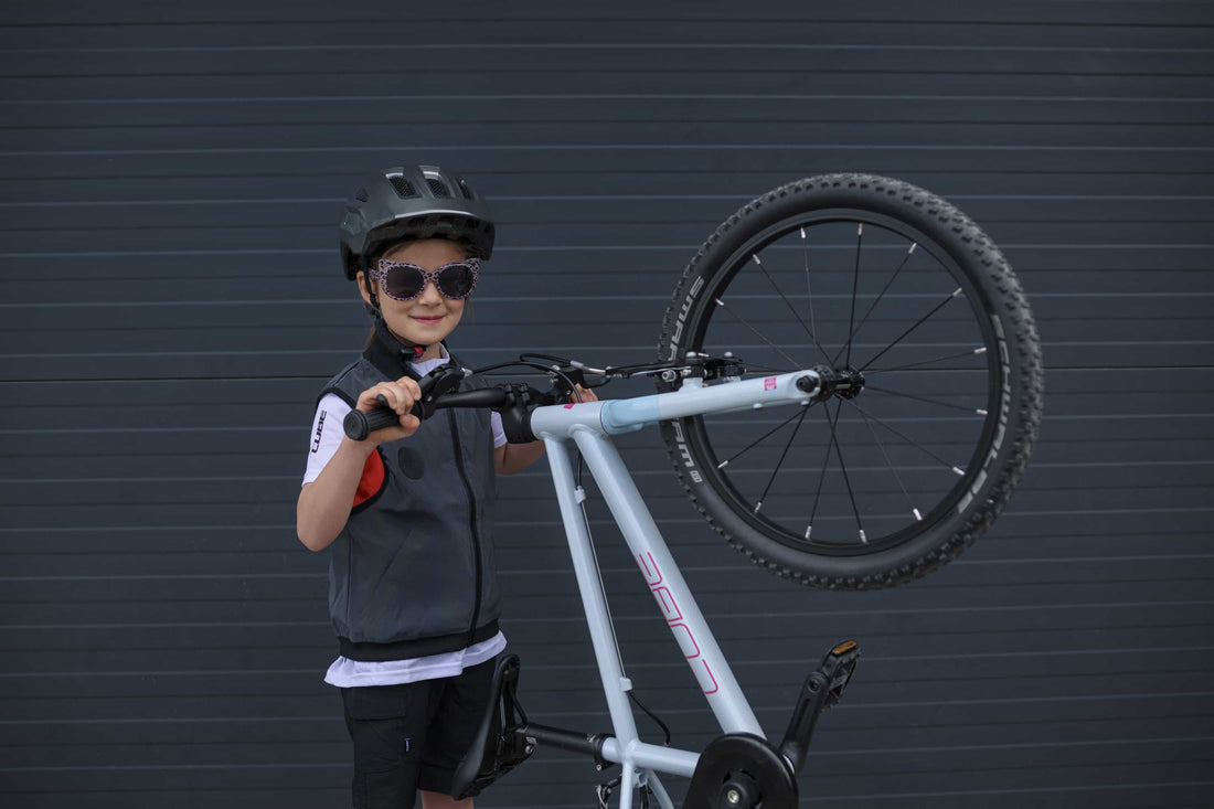 Das Kinderfahrrad verkehrssicher Ausstatten.