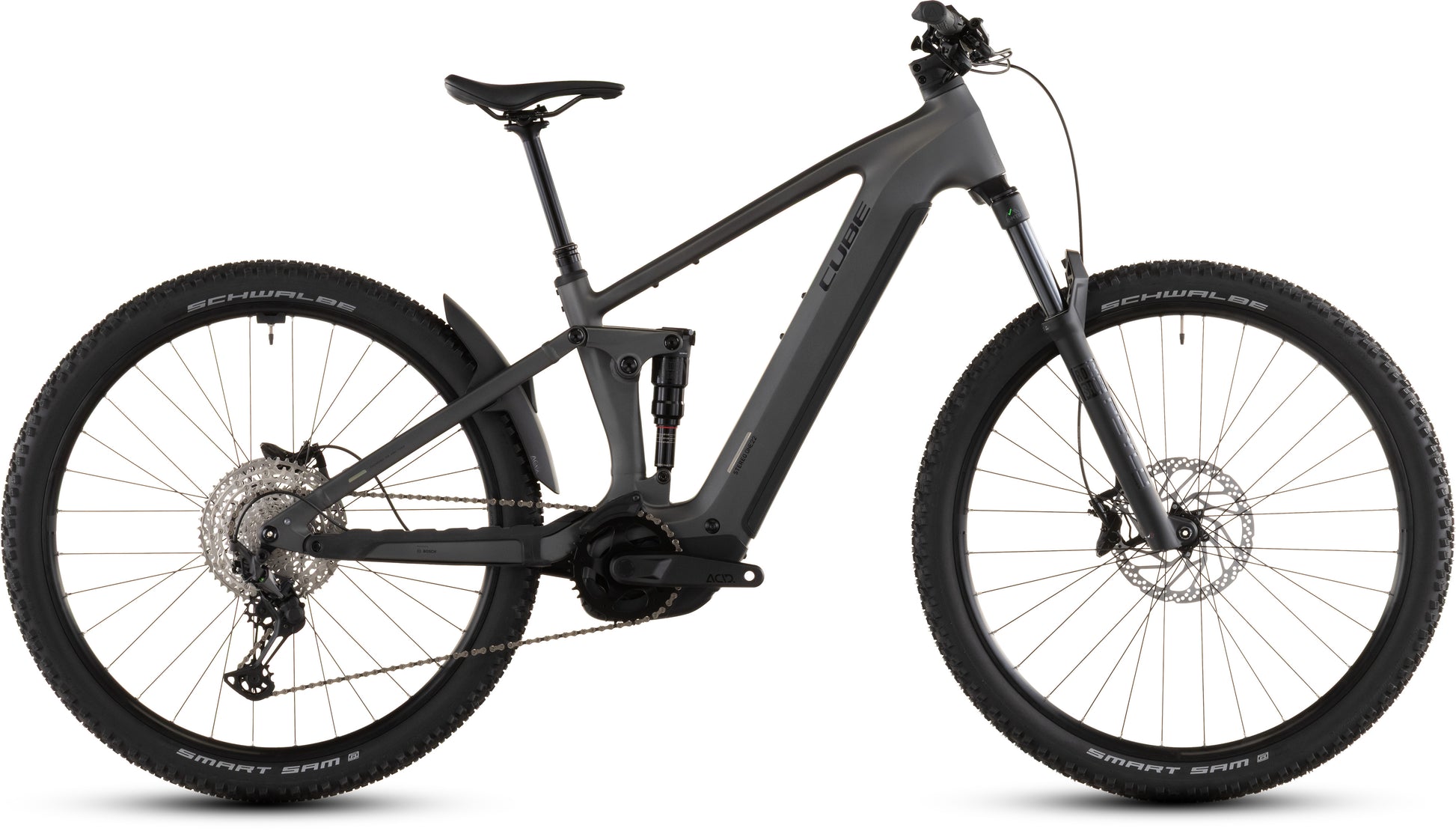 Das CUBE Stereo Hybrid ONE22 Race 800 slabgrey'n'chrome 2026 ist ein vollelektrisches Mountainbike mit dicken Reifen, Federung, Scheibenbremsen, Shimano XT Schaltung und einer zentralen Rahmenbatterie, die seitlich vor einem weißen Hintergrund abgebildet ist.