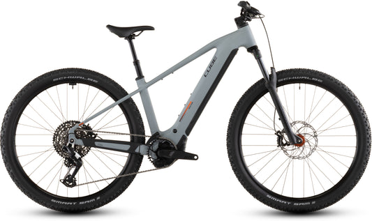 Produktbild: Cube Reaction Hybrid Race 800 vulcan´n´orange, Seitenansicht (weißer Hintergrund)