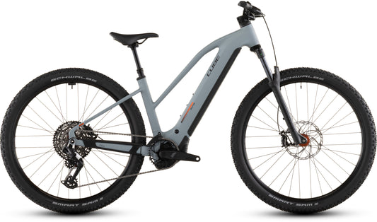 Produktbild: Cube Reaction Hybrid Race 800 vulcan´n´orange, Seitenansicht (weißer Hintergrund)