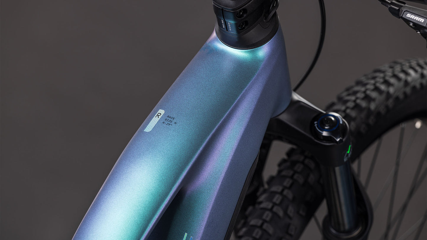 Produktbild: Cube Reaction Hybrid Race 800 polarlight´n´prism, Detailaufnahme 02