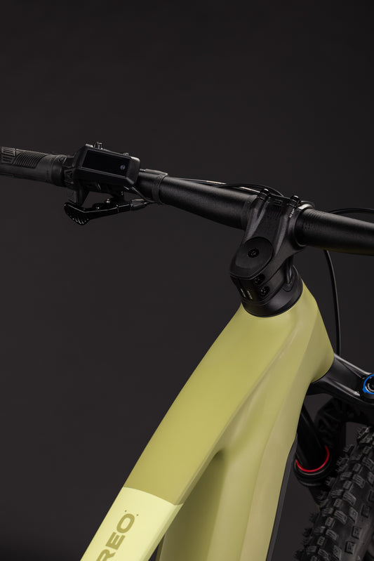 CUBE Stereo Hybrid ONE44 Pro 800 E-Mountainbike Fully 2027, Antrieb und Schaltung