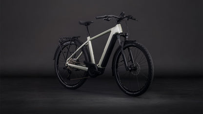 Produktbild: Cube Nuride Hybrid EXC 800 lemongrass´n´reflex, Schrägansicht (schwarzer Hintergrund)