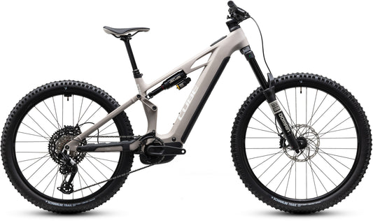 CUBE Stereo Hybrid ONE77 HPC Race 800 E-Mountainbike Fully 2027 in oatgrey und yellow, Seitenansicht
