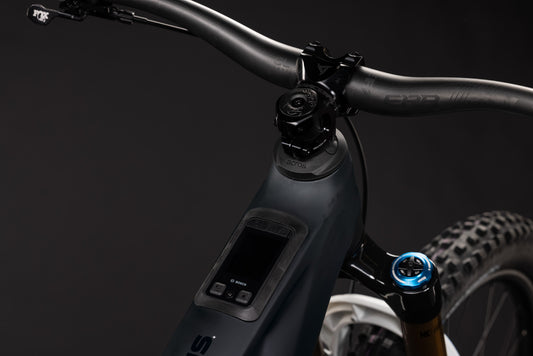 CUBE AMS Hybrid 177 C:62 At 600x E-Mountainbike Fully 2027, Antrieb und Schaltung