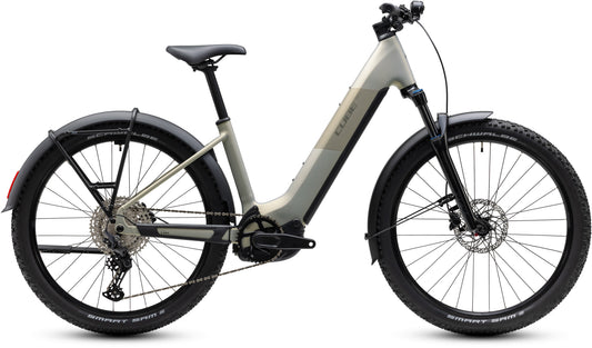 CUBE Reaction Hybrid ONE 720 FE Pearlsilver N Chrome Easy Entry E-Mountainbike Hardtail, Seitenansicht