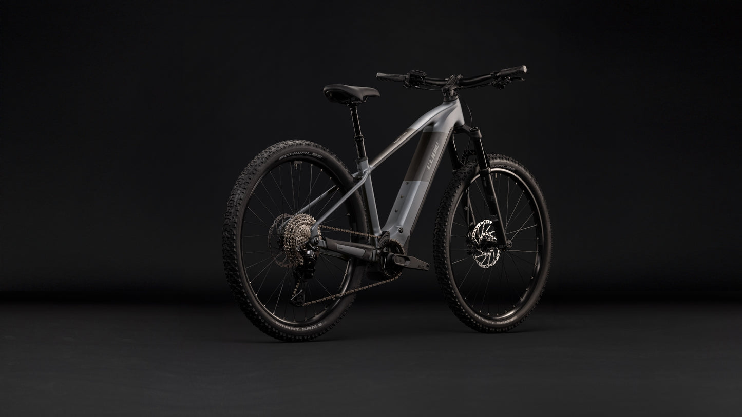 Cube Reaction Hybrid Race 800 slabgrey´n´chrome 2027