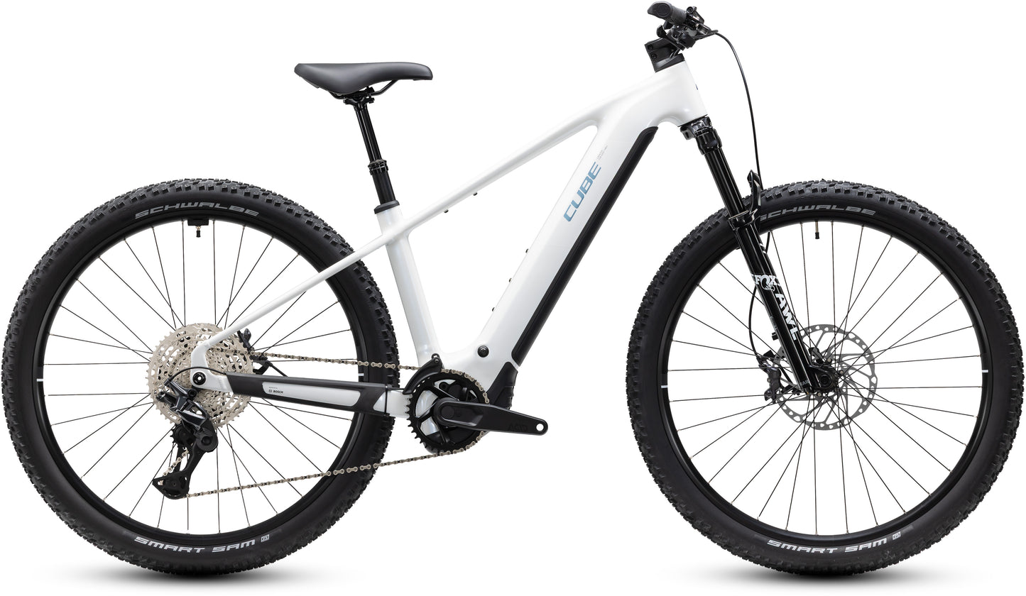 Cube Reaction Hybrid Race 800 snow´n´black 2027