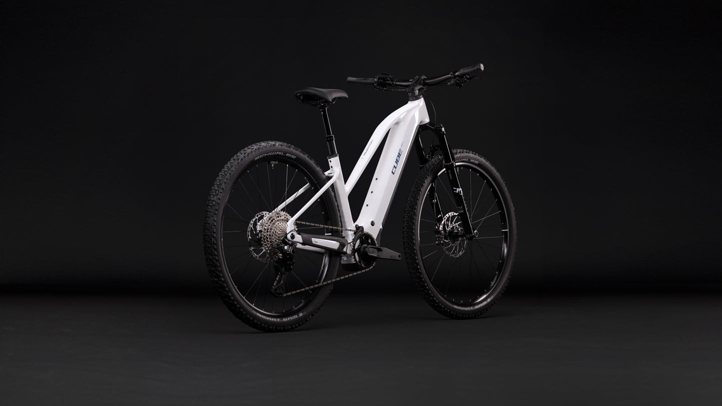 Cube Reaction Hybrid Race 800 snow´n´black Trapeze 2027
