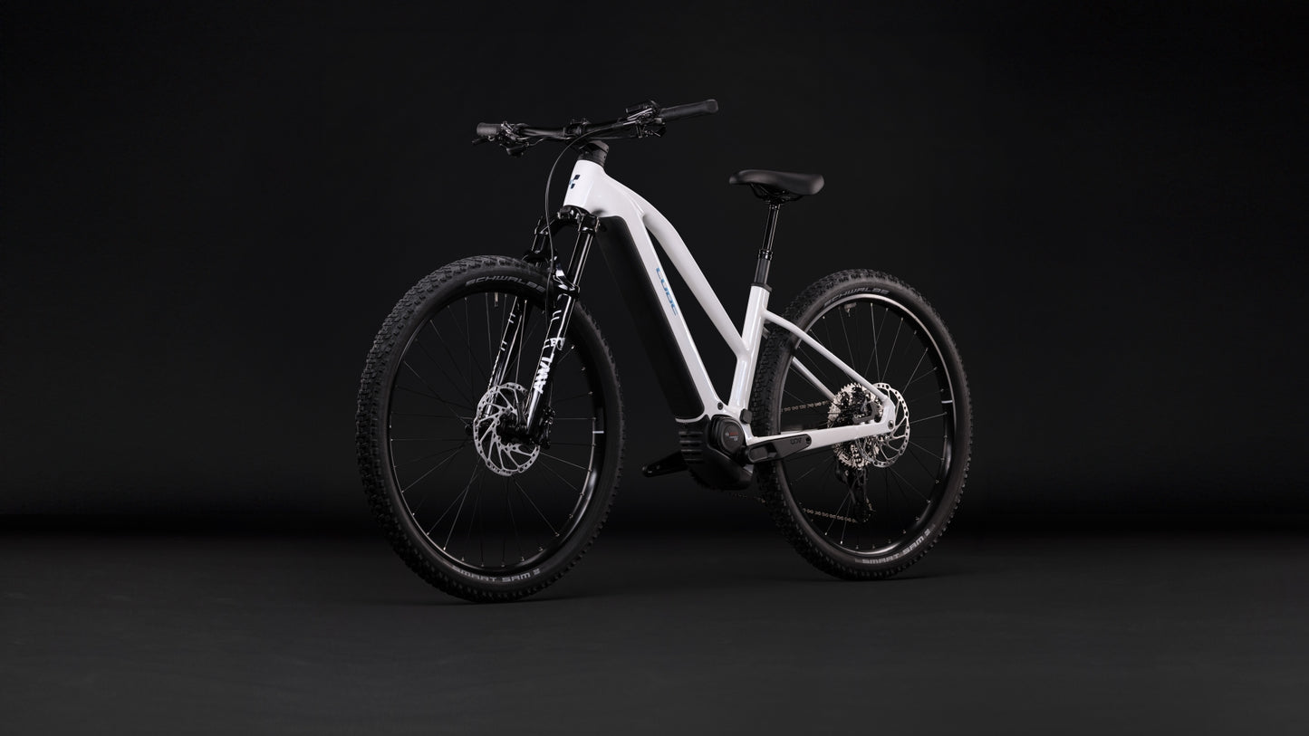 Cube Reaction Hybrid Race 800 snow´n´black Trapeze 2027