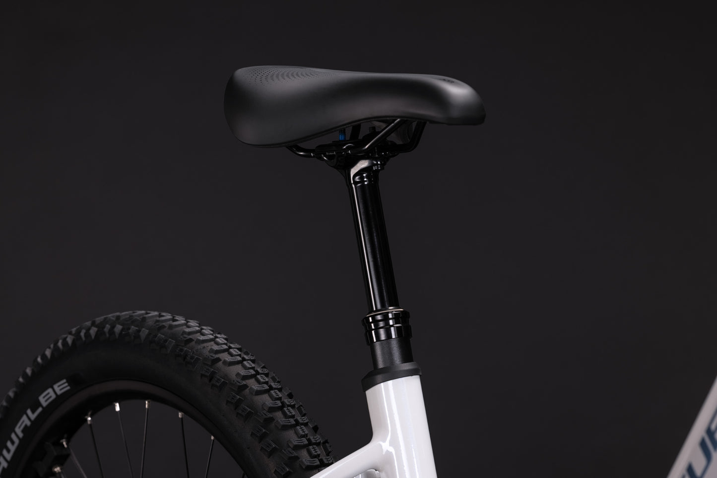 Cube Reaction Hybrid Race 800 snow´n´black Easy Entry 2027