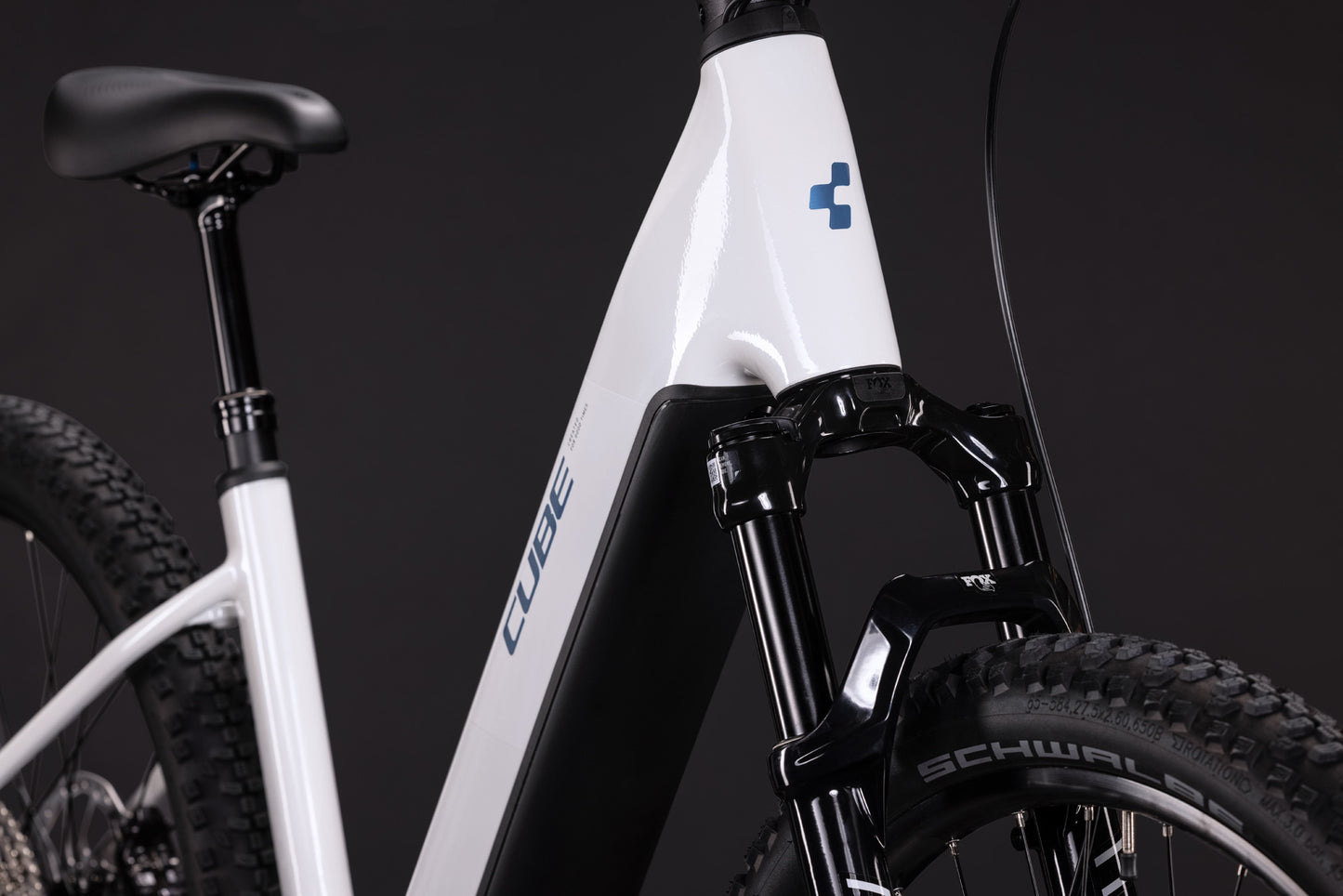 Cube Reaction Hybrid Race 800 snow´n´black Easy Entry 2027