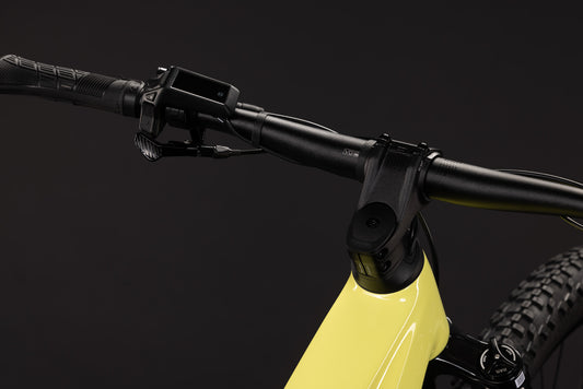 CUBE Reaction Hybrid Race 800 Trapeze E-Mountainbike Hardtail 2027, Antrieb und Schaltung