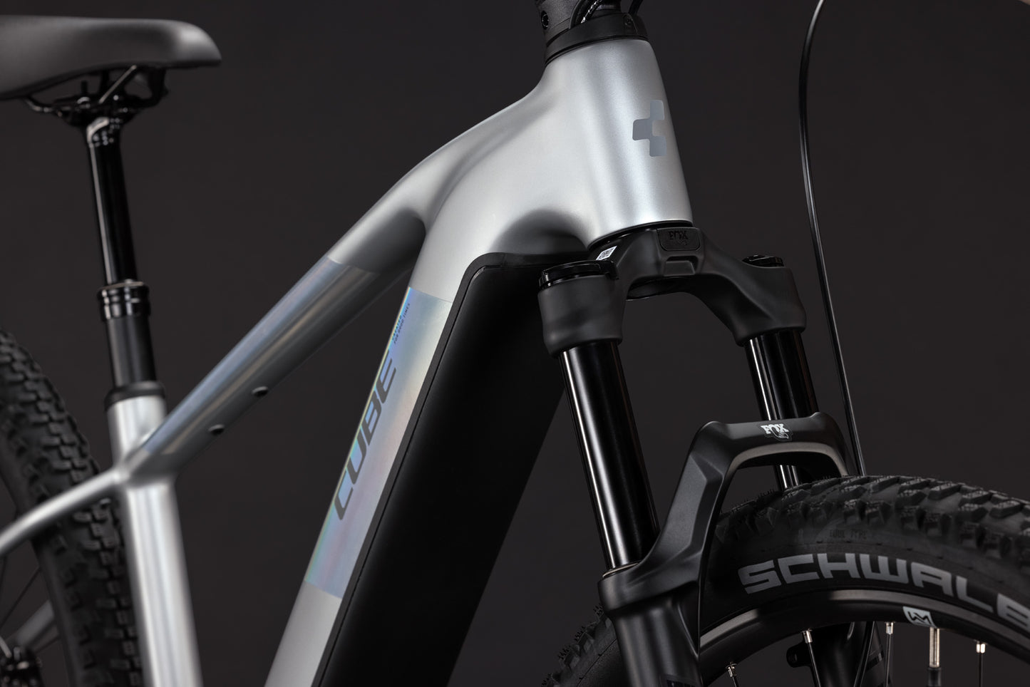 Cube Reaction Hybrid SLX 800 platinum´n´reflex 2027