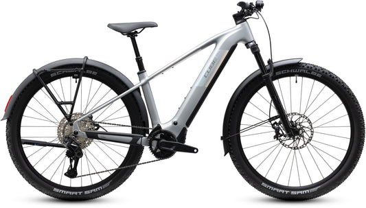 CUBE Reaction Hybrid SLX 800 FE E-Mountainbike Hardtail 2027 in platinum und reflex, Seitenansicht