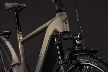 CUBE Nuride Hybrid ONE11 HPC SLX 800 E-Trekkingrad 2027, Laufrad und Reifen