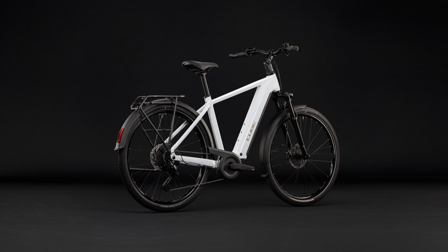 Cube Touring Hybrid ONE 600 metallicwhite´n´chrome 2027