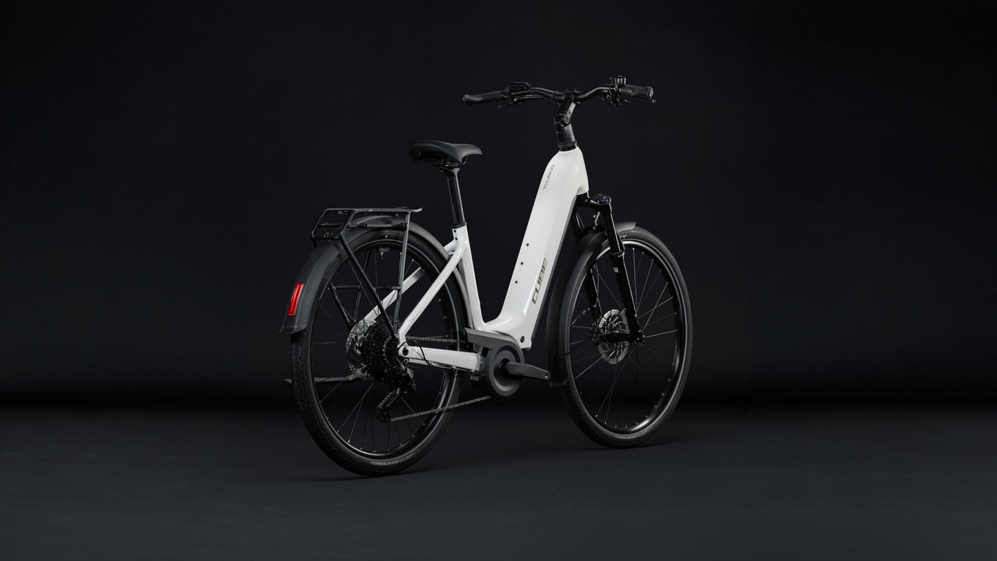 Cube Touring Hybrid ONE 600 metallicwhite´n´chrome Easy Entry 2027