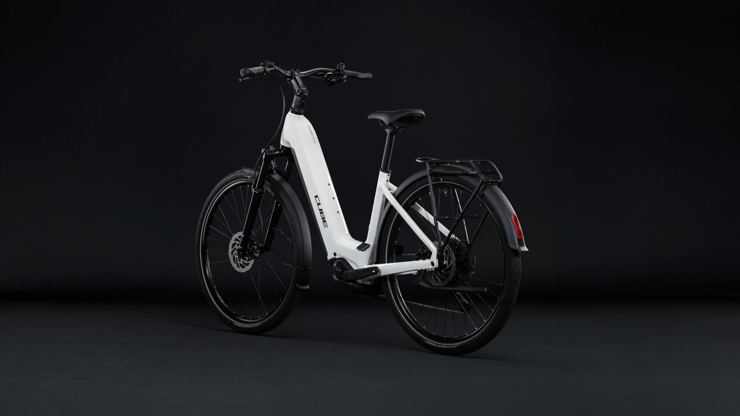Cube Touring Hybrid ONE 600 metallicwhite´n´chrome Easy Entry 2027