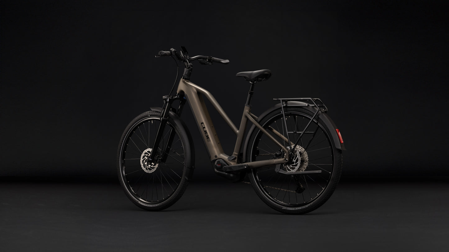 Cube Touring Hybrid Pro 800 metallicumbra´n´black Trapeze 2027
