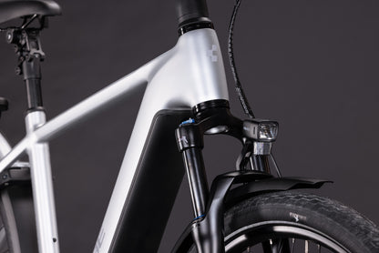 CUBE Kathmandu Hybrid ONE 800 E-Trekkingrad 2027, Laufrad und Reifen
