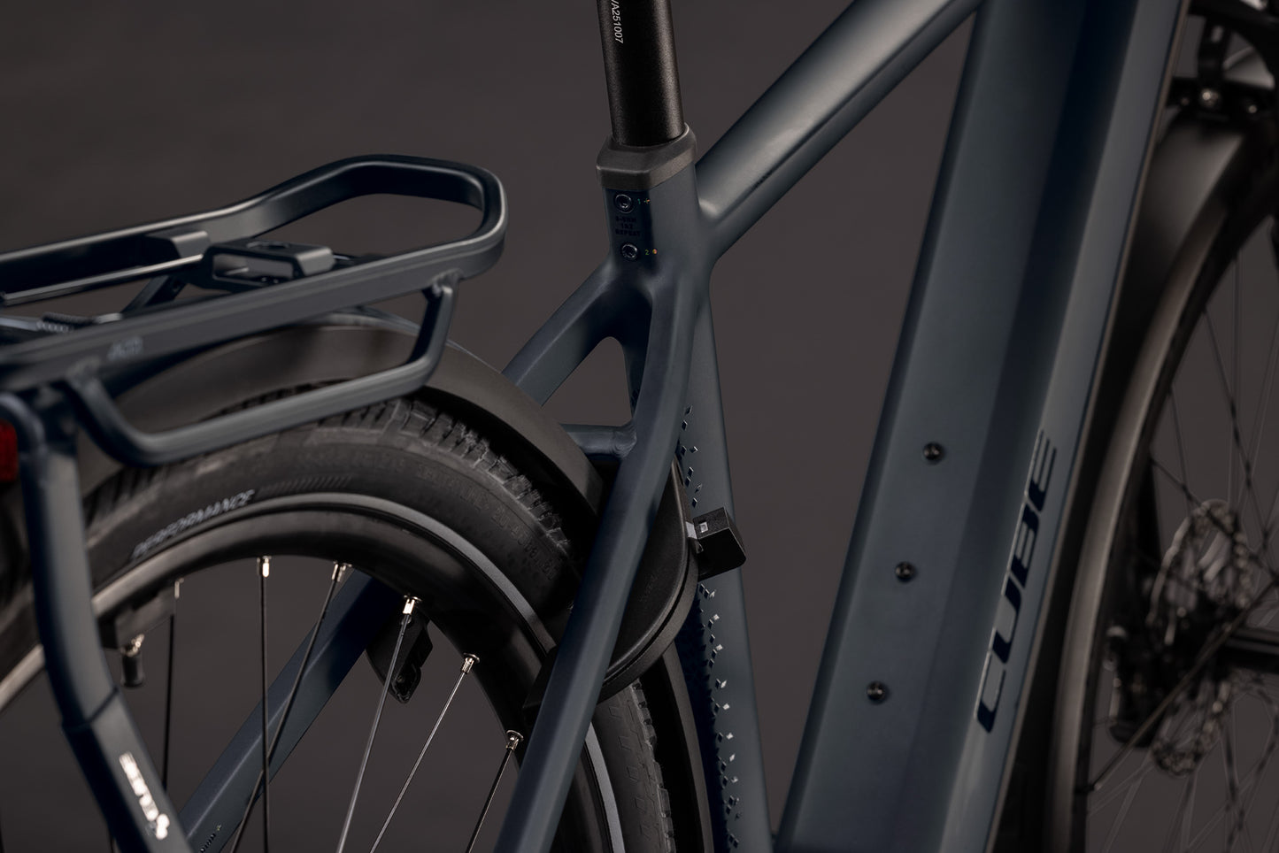 Cube Kathmandu Hybrid Pro 800 coal´n´black 2027