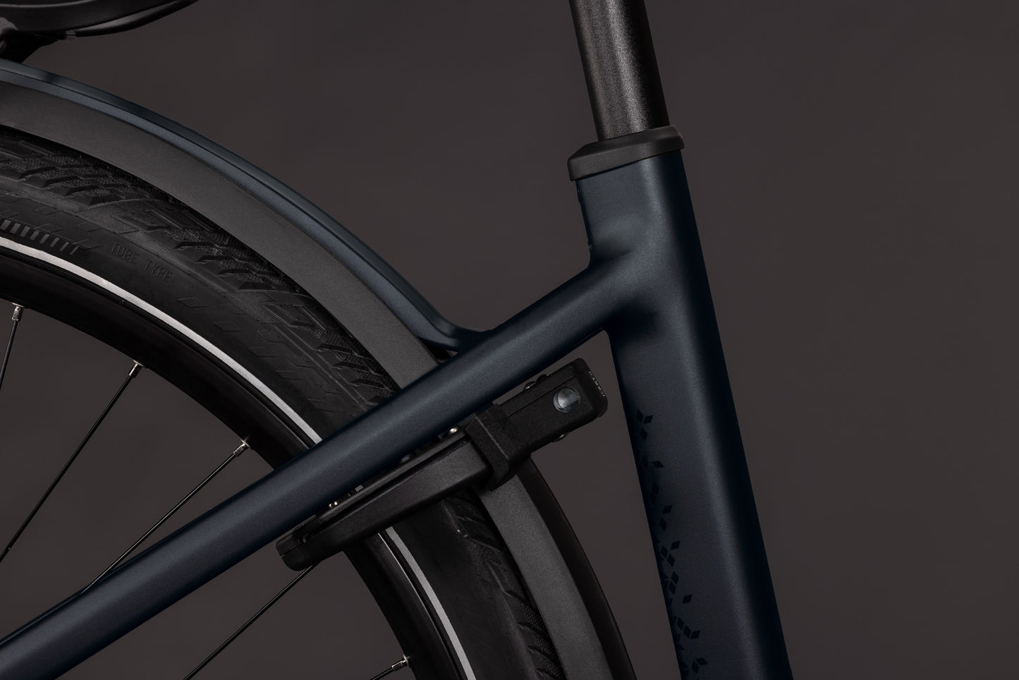 Cube Kathmandu Hybrid Pro 800 coal´n´black Easy Entry 2027