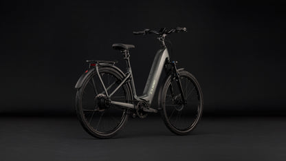 CUBE Kathmandu Hybrid Deluxe Pro 800 Easy Entry E-Trekkingrad 2027, Detailansicht