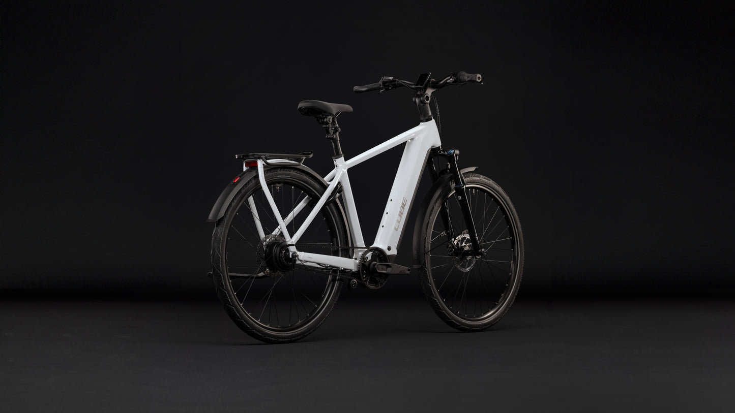 Cube Kathmandu Hybrid Deluxe Pro 800 metallicwhite´n´chrome 2027