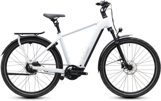 CUBE Kathmandu Hybrid Deluxe Pro 800 E-Trekkingrad 2027 in metallicwhite und chrome, Seitenansicht