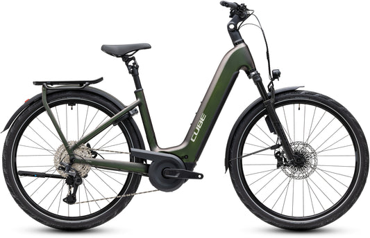 CUBE Kathmandu Hybrid EXC 800 Easy Entry E-Trekkingrad 2027 in stellar und chrome, Seitenansicht