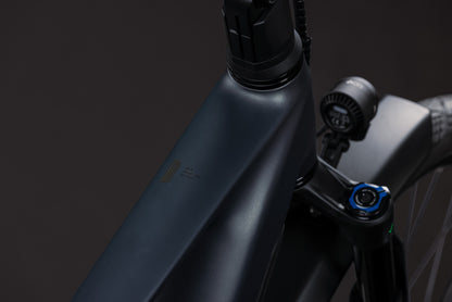 CUBE Kathmandu Hybrid ONE11 HPC SLX 800 E-Trekkingrad 2027, Cockpit und Lenker